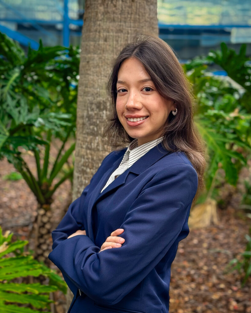 Bec Cruz