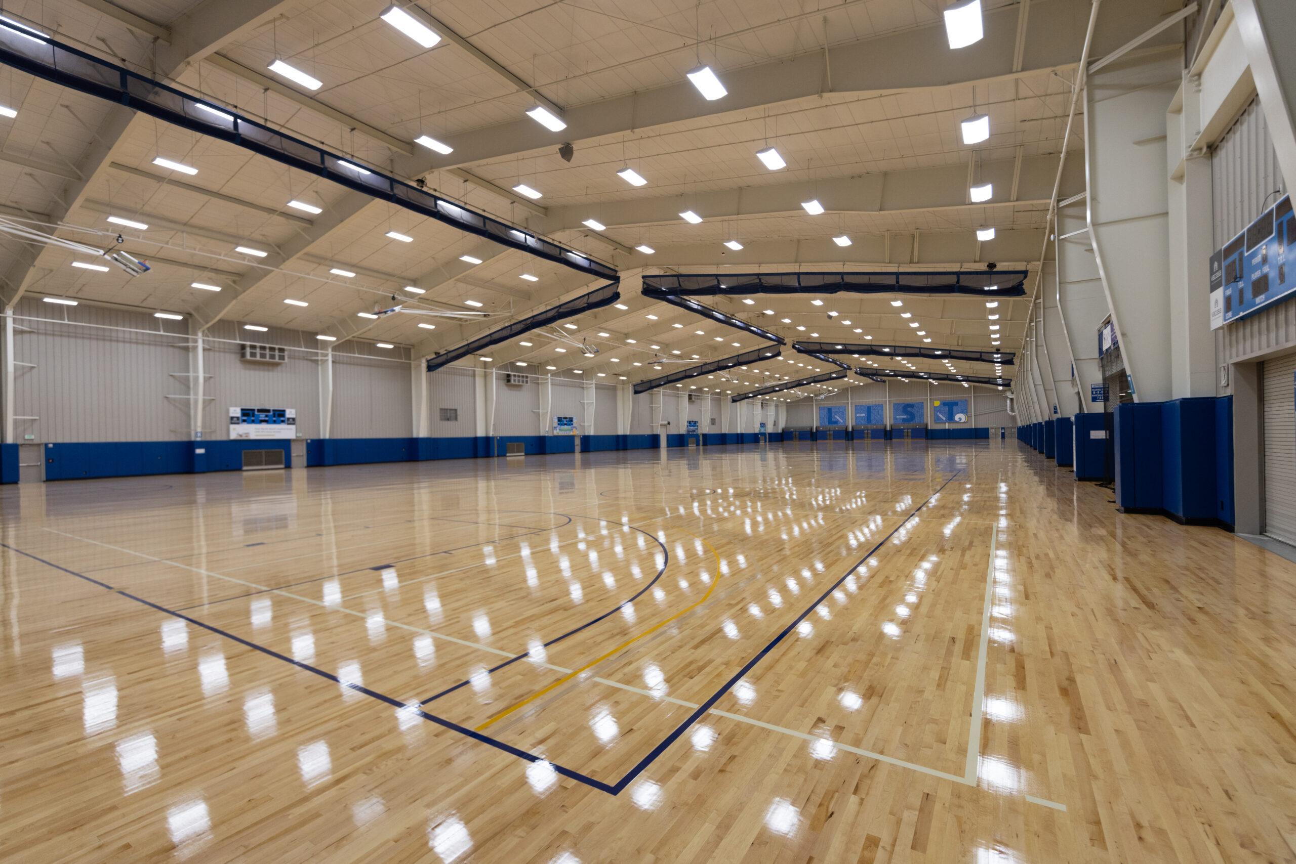 SportsCenterNewFloor 022