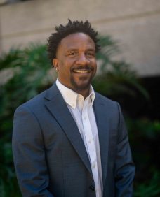 Eric Lovett headshot
